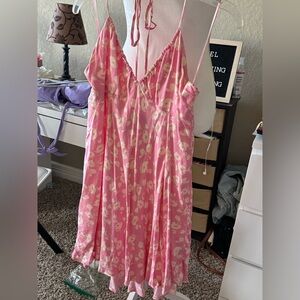 ZARA like new Floral Pink dress SZ M pit2pit 15” has some stretch